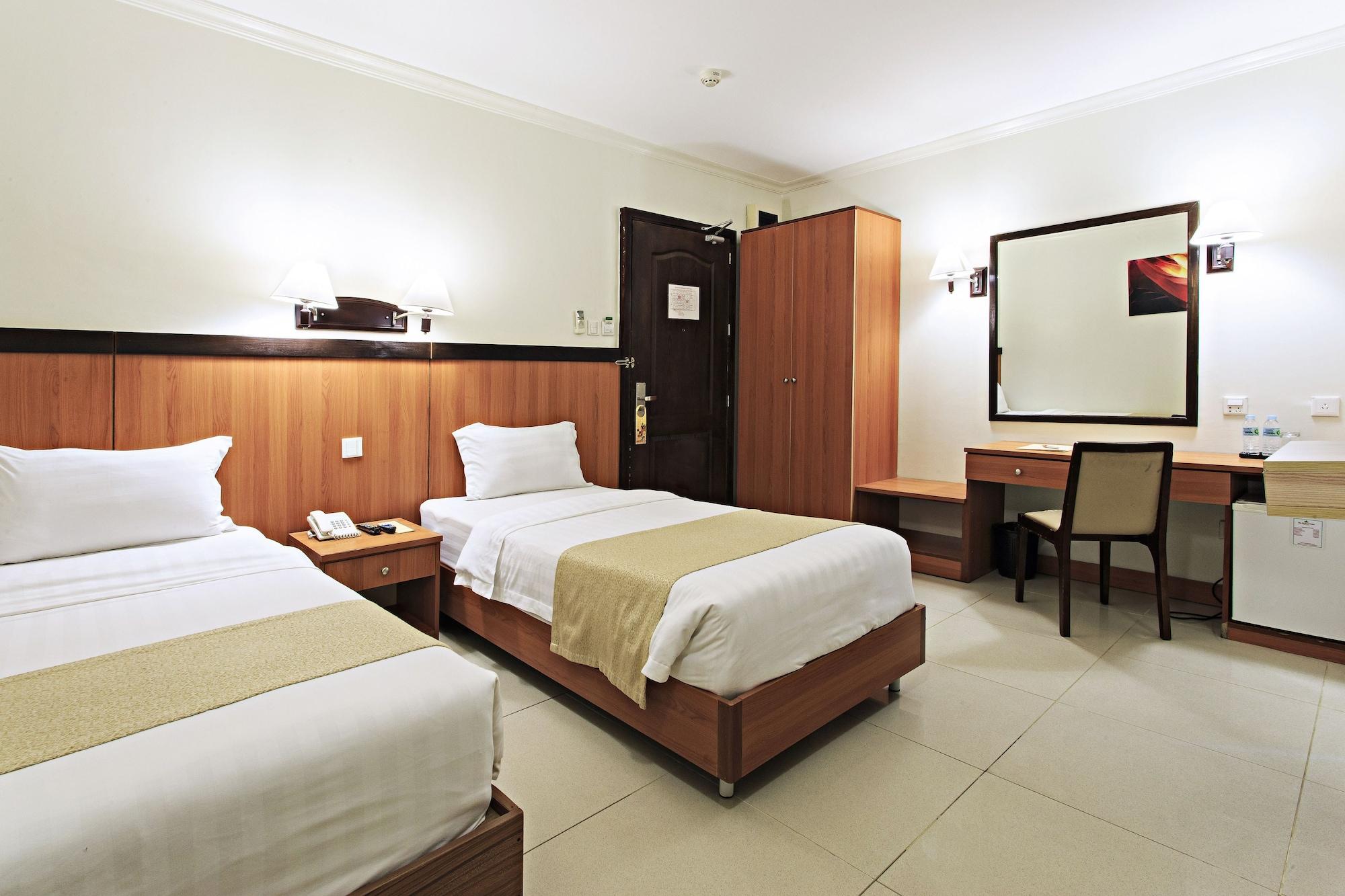 The Orchard Cebu Hotel & Suites Powered By Cocotel Mandaue City Exterior photo