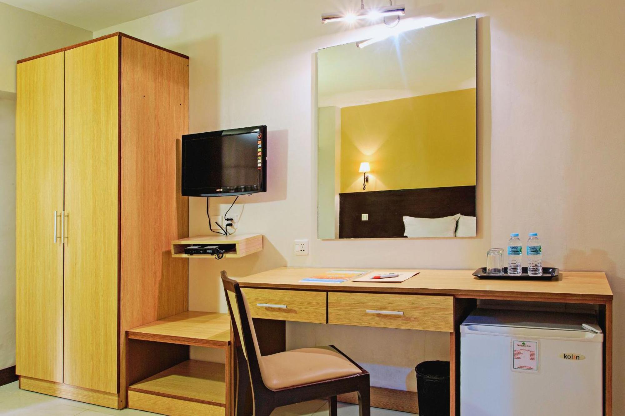 The Orchard Cebu Hotel & Suites Powered By Cocotel Mandaue City Exterior photo