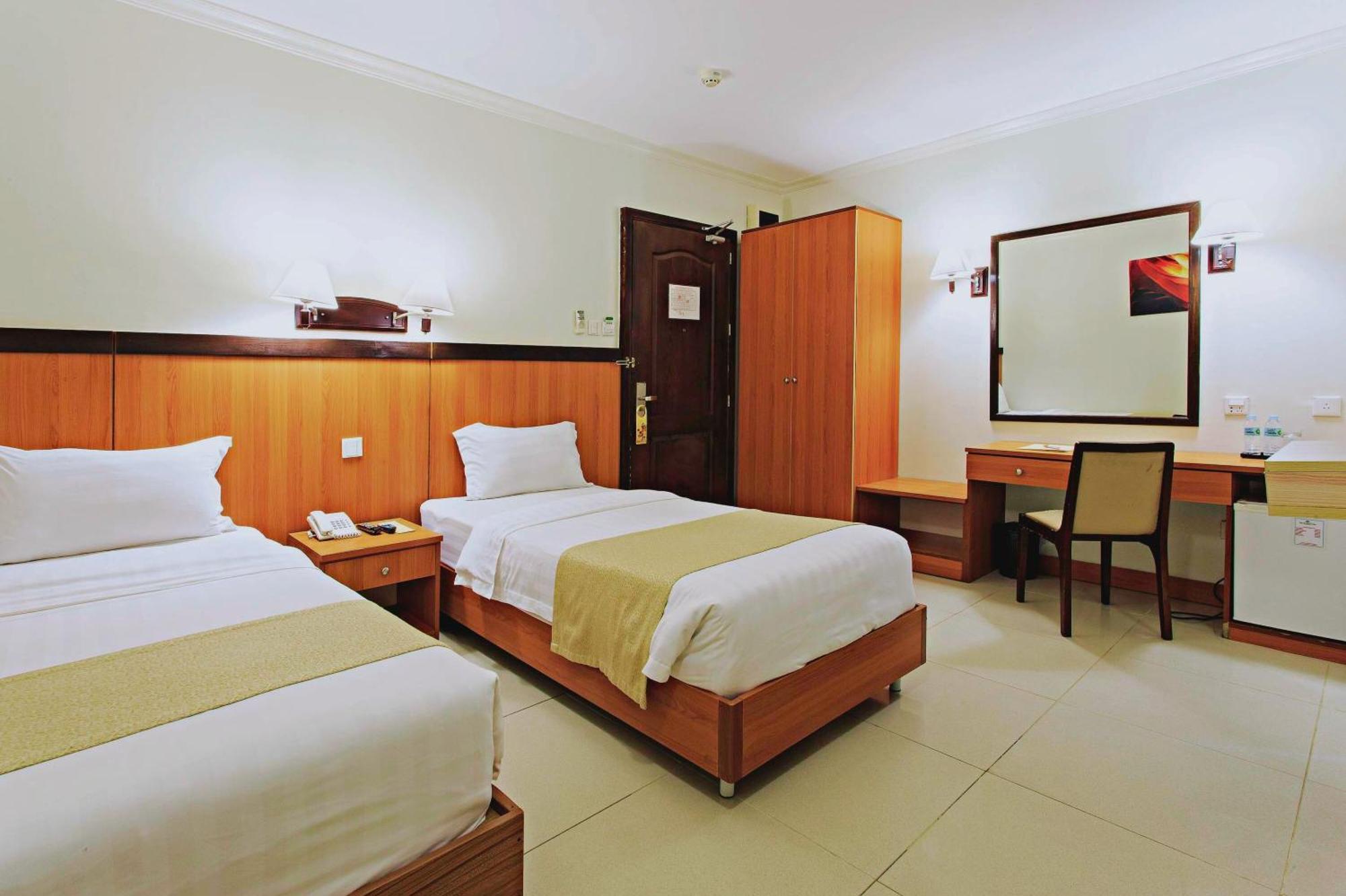 The Orchard Cebu Hotel & Suites Powered By Cocotel Mandaue City Exterior photo